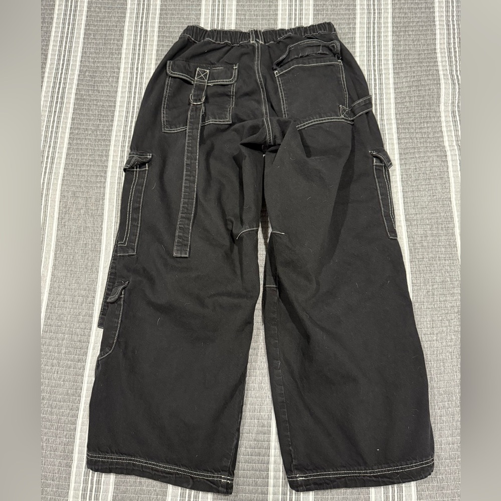 BDG Black Baggy Cargo Pants with White Stitching - Picture 3 of 3